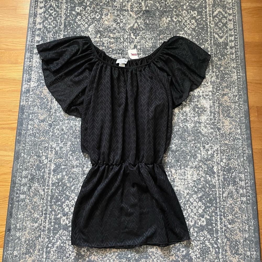 Jordan Taylor beach coverup
